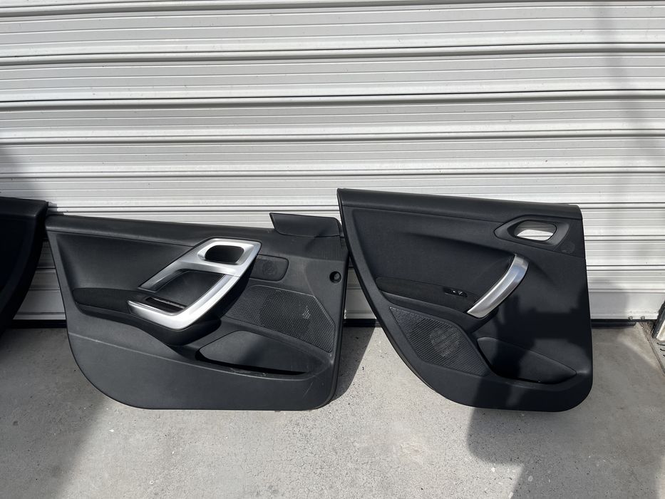 Peugeot Пежо 208 2008 facelift фейслифт кожен салон с подгрев