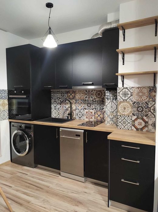 Двустаен Апартамент в Центъра