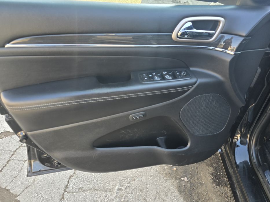 Кожен салон за Jeep Grand Cherokee WK2