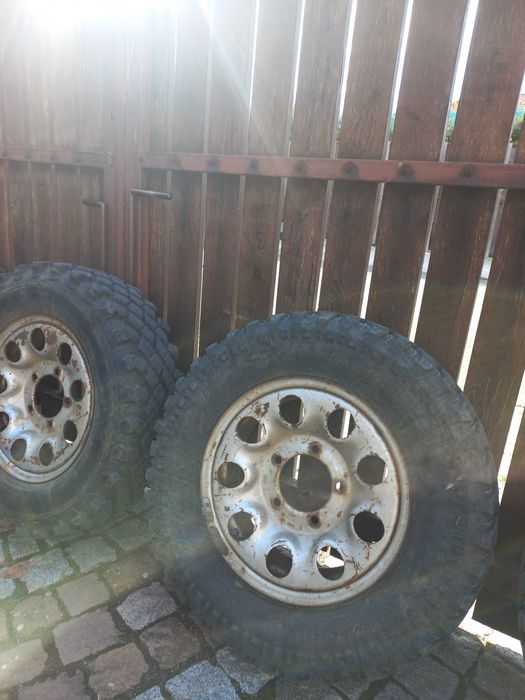 5 броя джанти с гуми 205/75x15 за Daihatsu Feroza