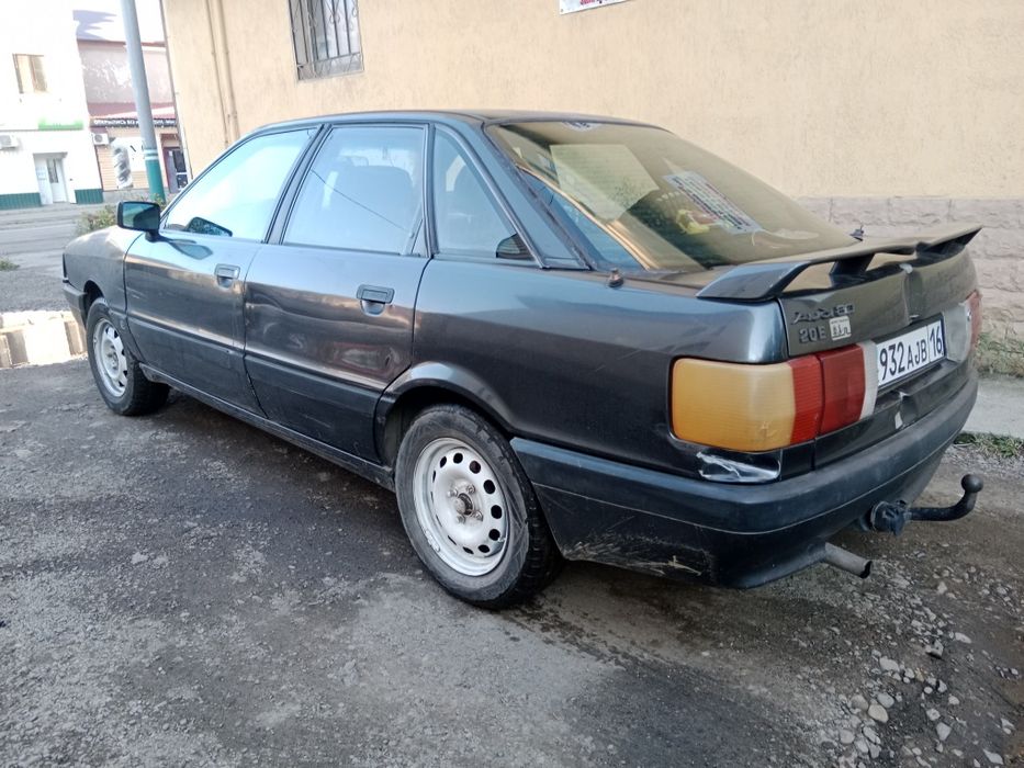 Продам ауди 80 б3