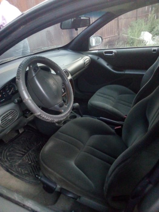 Chrysler Stratus