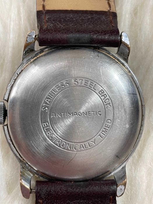 Ceas de Colectie UMF Ruhla Calibre 24-32  Germania 1966  Mecanic 34 mm