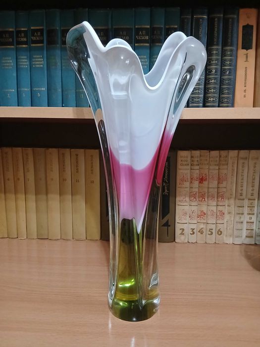 Вазы БОГЕМА продаются