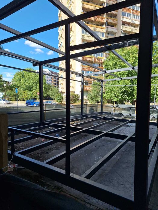 Метални конструкции,термопанели,метални къщи,бунгала,гаражи