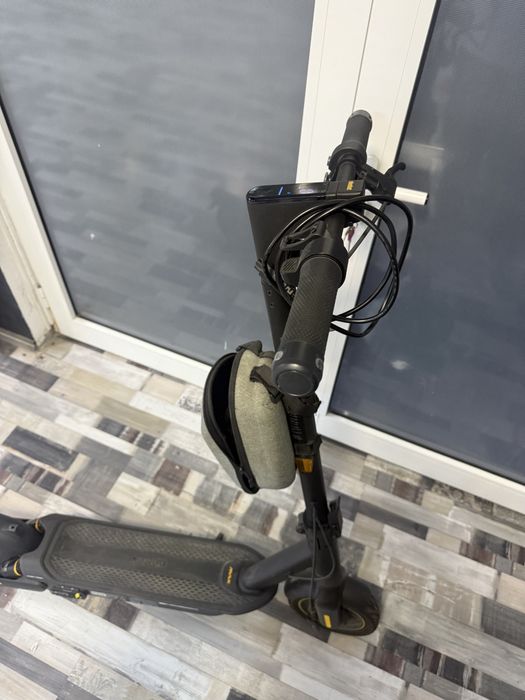 Trotineta Electrica Ninebot Max G2