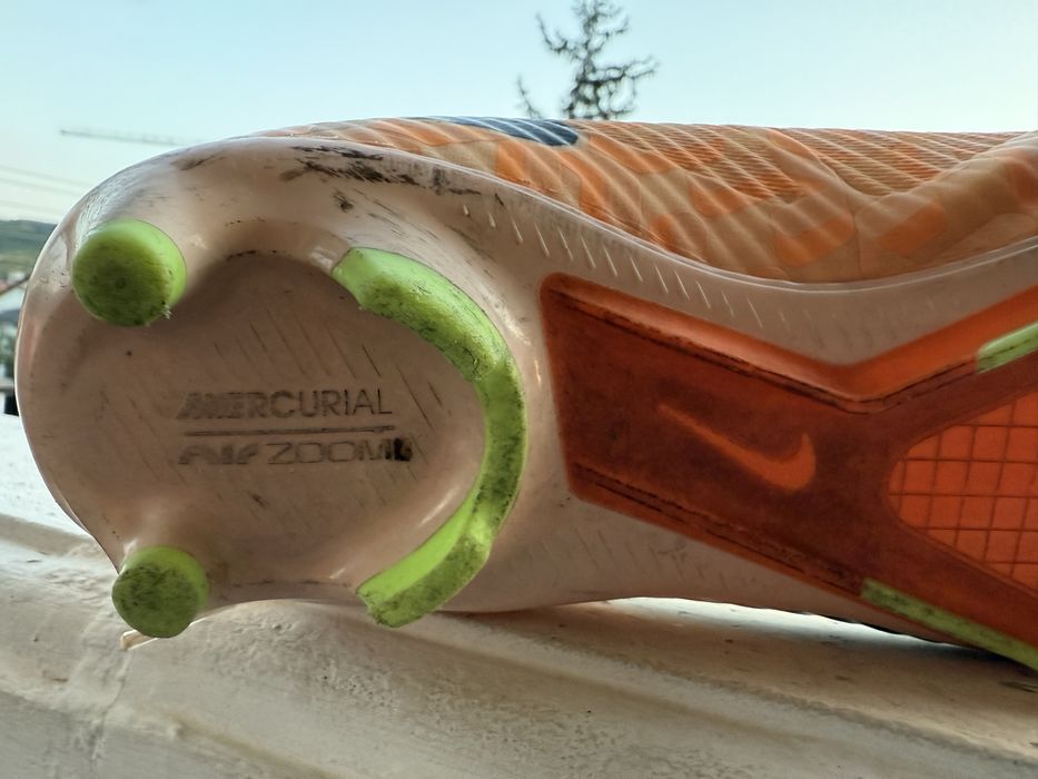 Nike mercurial air zoom