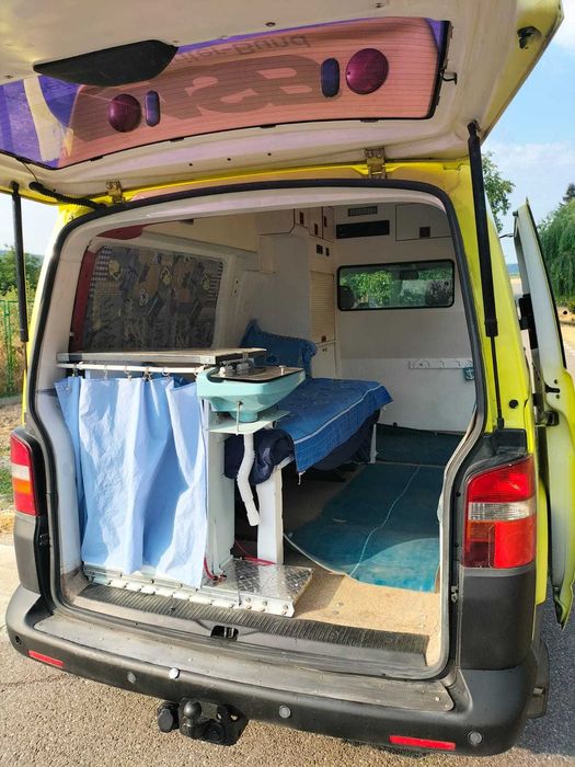 VW T5 2.5 diesel, inaltat, camper minimal 2 locuri, AC, schimb cu rulota