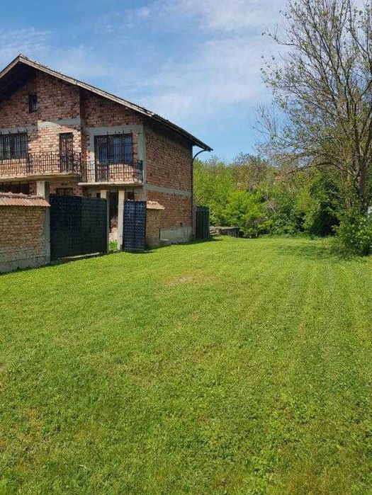 Продава се Къща в с. Ленково, Област Плевен - 700 кв.м за 115 €/кв.м - Снимка #4