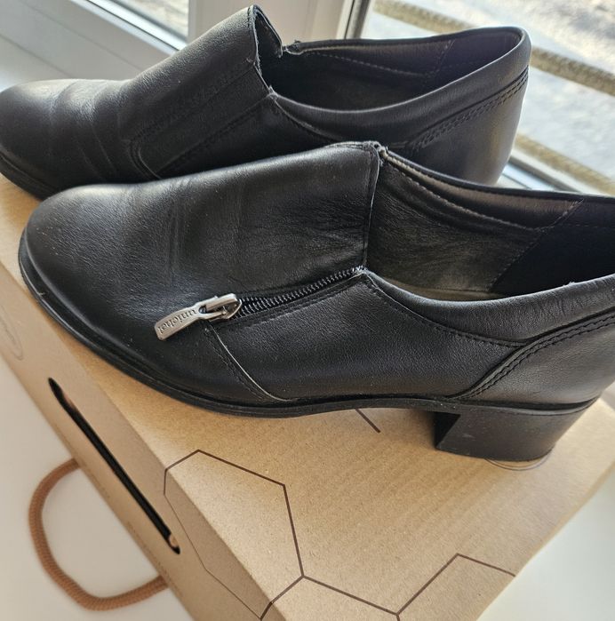 Продам  туфли из натуральной кожи. Размер 36