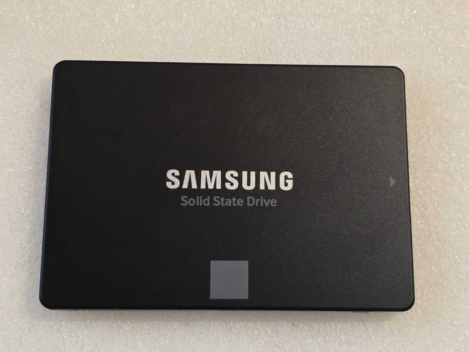 Solid-State Drive (SSD) Samsung 870 EVO 500GB SATA III 2.5 inch V-NAND S6PYNX0T723061F