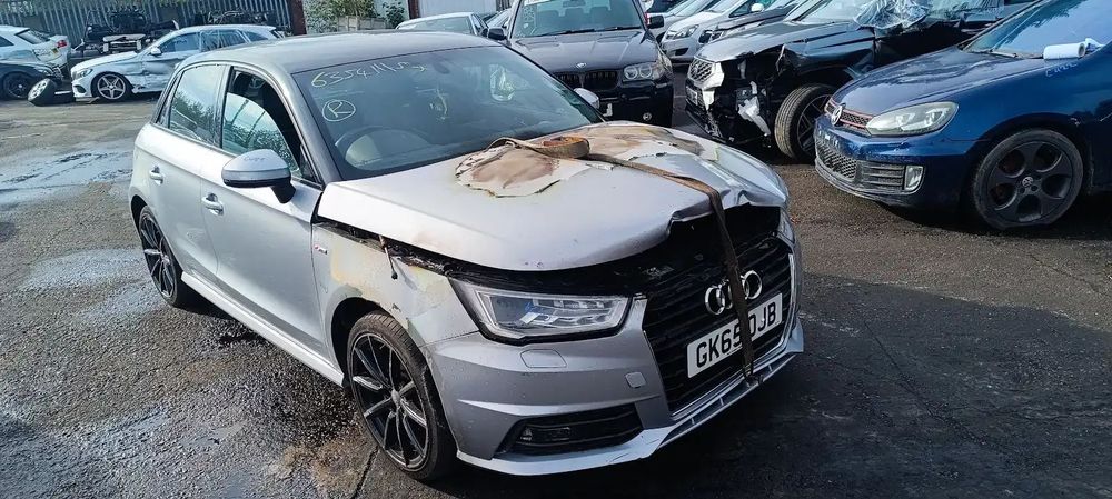 Dezmembrari / Dezmembrez AUDI A1 1.6 CXMA cutie viteze manuală cod culoare LZ7G