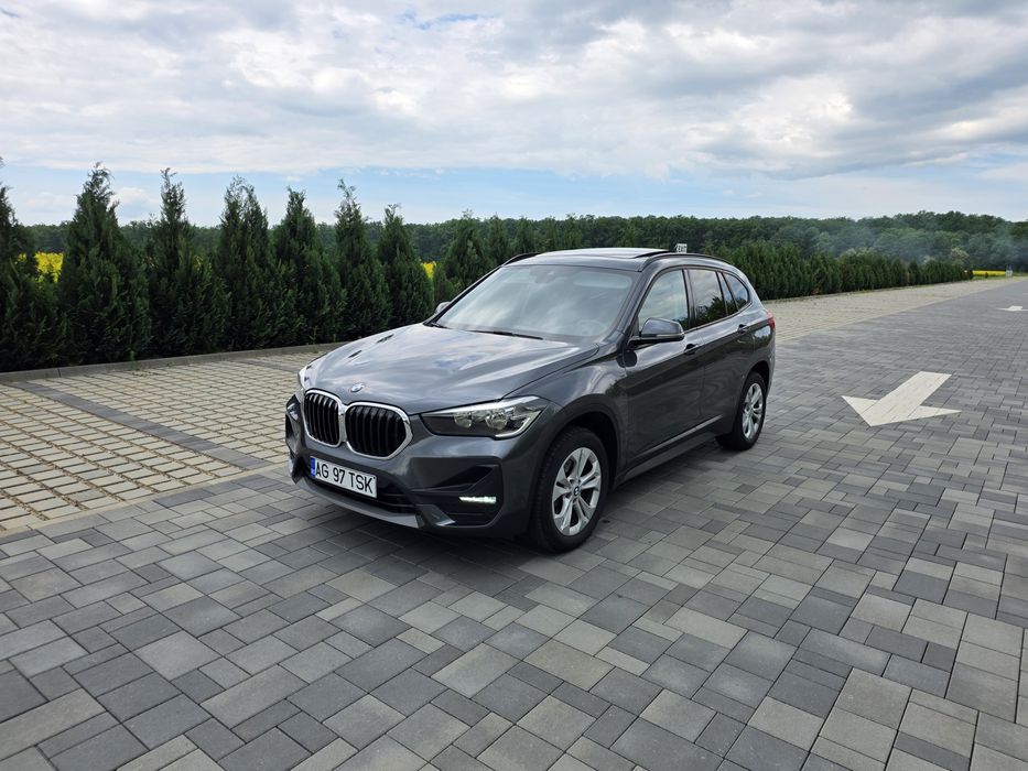Bmw x1 sdrive 2021   automata 8 trepte 2.0d 150 cai euro 6 panoramic,piele,incalzire scaune,navigatie, unic proprietar impecabila pentru pretentiosi