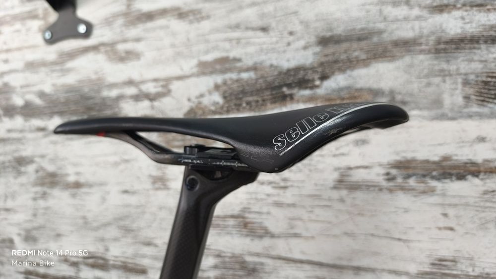 Карбонов шосеен велосипед Cipollini Dolomia Ultegra Di2 Aeolus RSL 37 Carbon | L