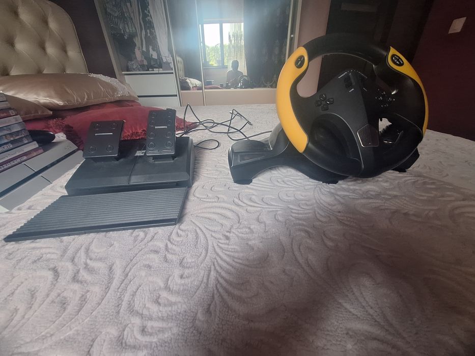 Ps4 de vânzare puțin folosit