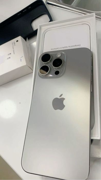 iPhone 15 Pro Max 256GB, 85%