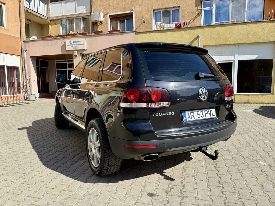 Vând WV Touareg 3.0 TDI in stare impecabilă