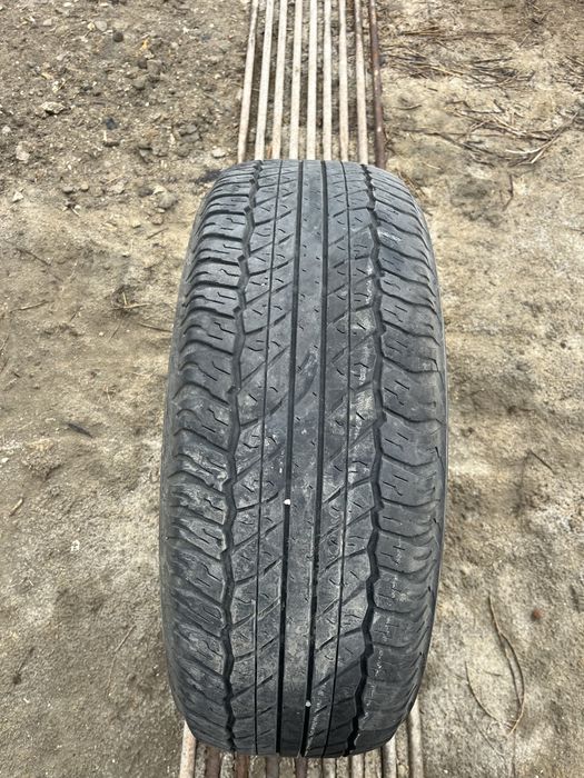 Продам летние Шины 265/65/17 dunlop