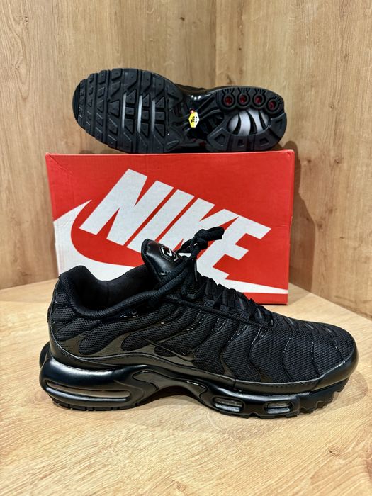 Nike Air Max Plus TN - Triple Black