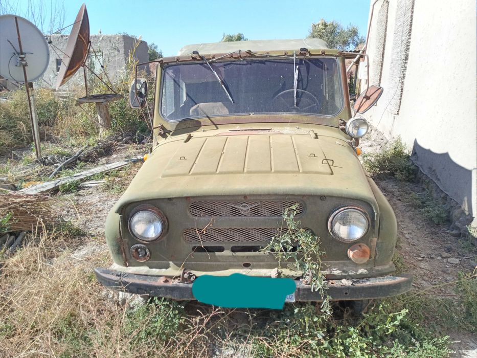 Debit mashina, pricepi bilan