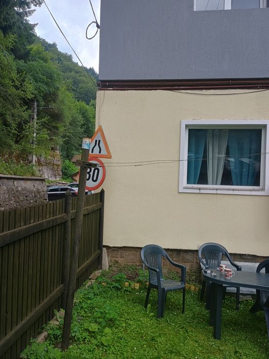 Apartament de vanzare la munte ( Azuga )