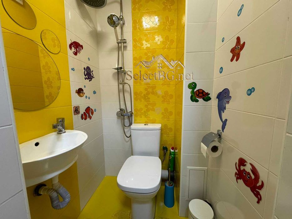 Дава се под наем Тристаен апартамент в Велико Търново, Център - 100 кв.м за 402.9 € - Снимка #10