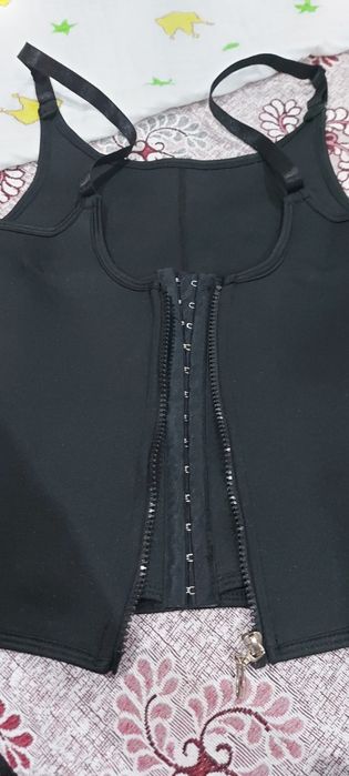 Продам черный корсет