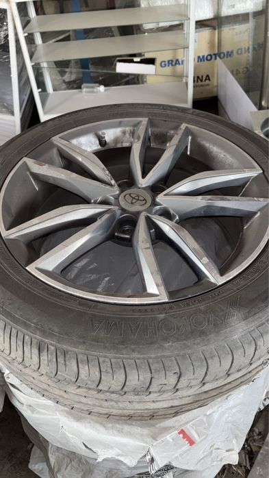 Toyota camry диски