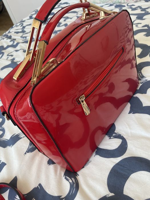 Чанта Dukidaso прекрасна