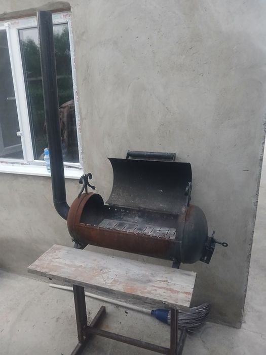 Продам мангал на 12 палочек