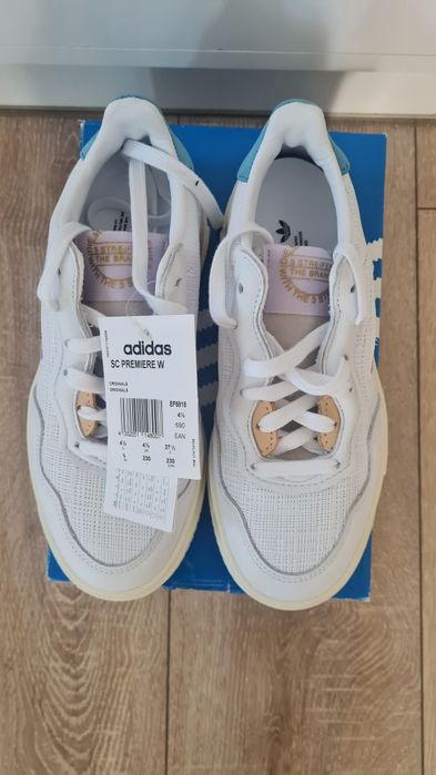 Маратонки adidas SC Premiere W – нови