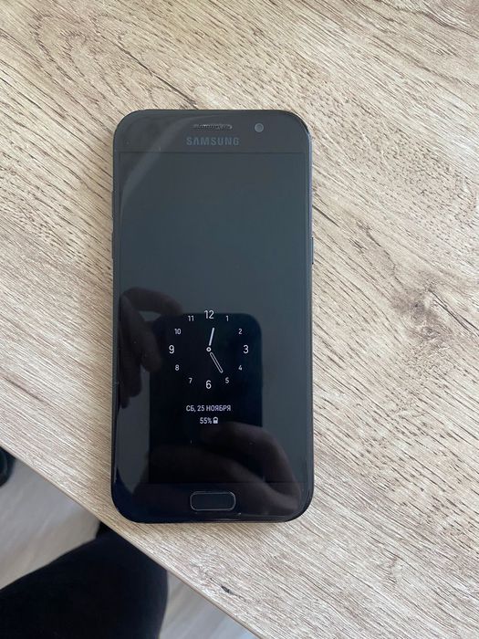 Самсунг А5 17года