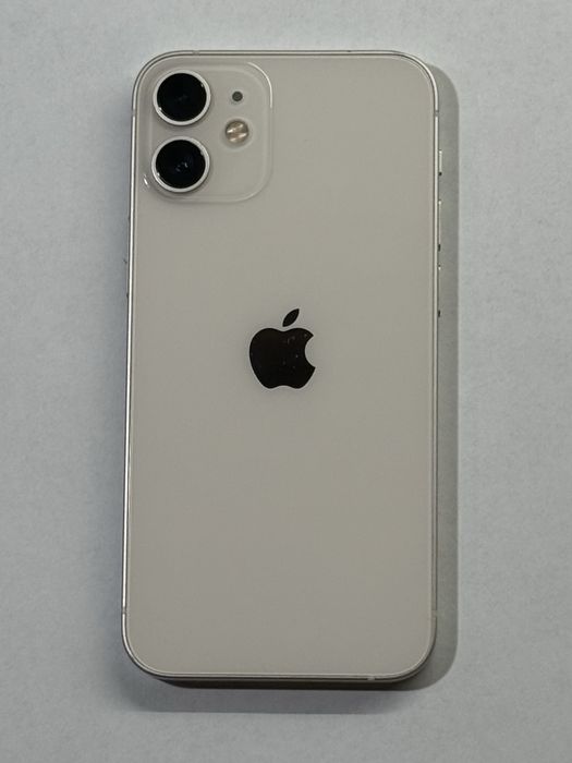 iPhone 12 mini бял 92% battery