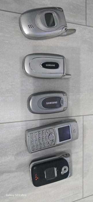 Продам ретро сотовые телефоны 2000годов