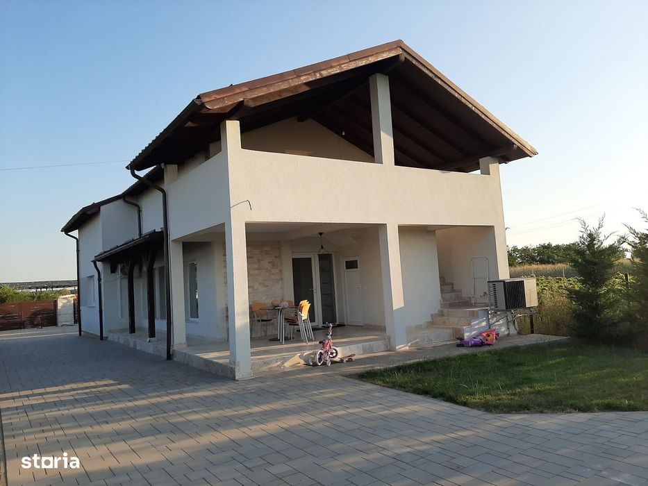 Vand casa moderna P+M, la 7 km de Satu Mare