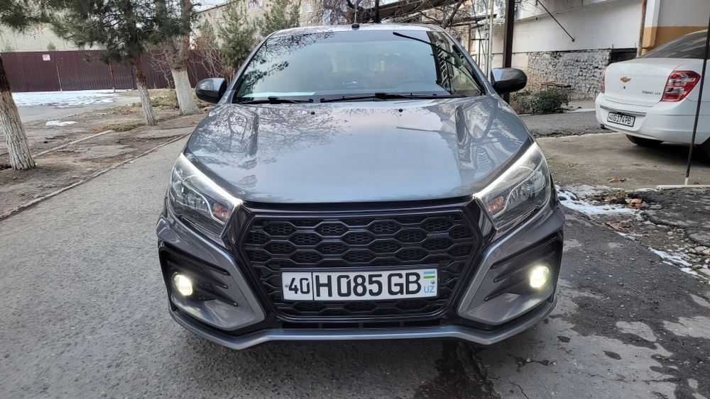 Lada Vesta Nissan Variator