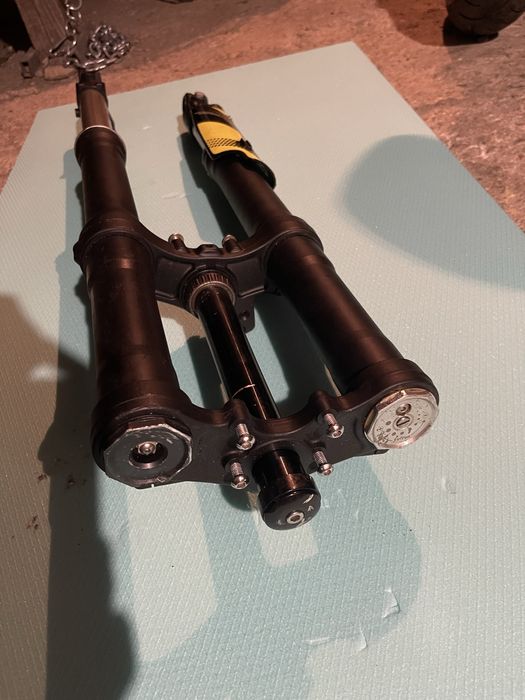 Шок 265мм двукорона вилка сър рон