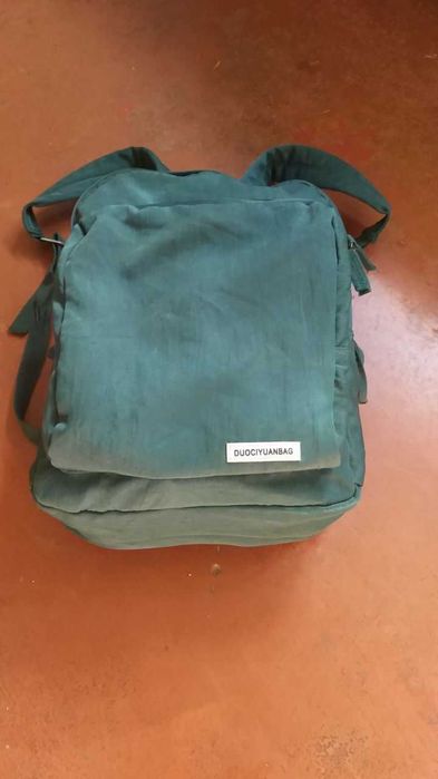 Рюкзак средний в отл состоянии