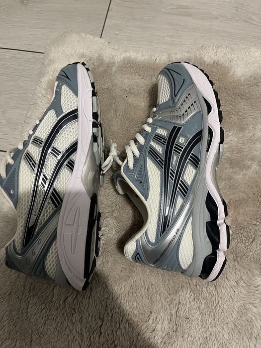 Asics kayano 14  marimea 41.5