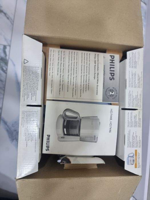 Продам кофеварку Phillips hd 7448