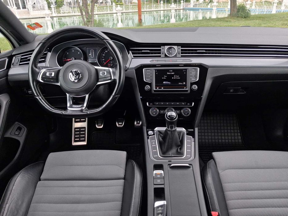 Volkswagen Passat B8 R-Line/ 2.0 TDI/ 150CP/ 2016/ EURO 6/ 229.000km./ Lane Assist/ Adaptive Cruise Control