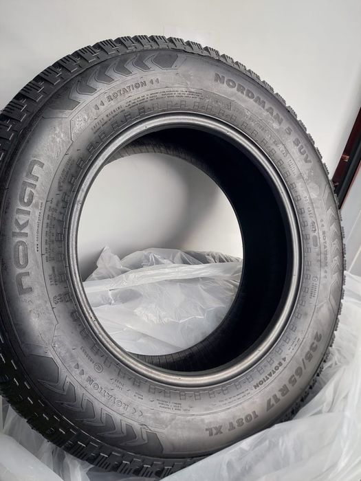 Шины Nokian 235/65/17