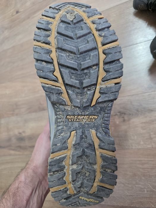 Ghete skechers de vanzare, marime 47.5, in stare foarte bună,