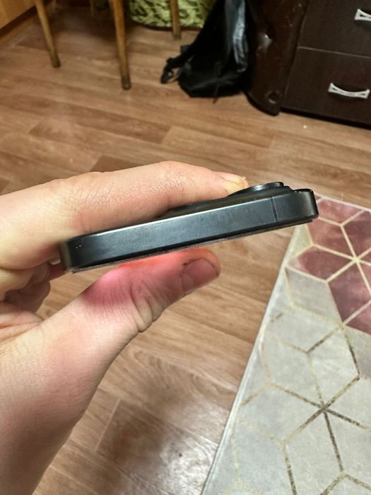 Продам айфон 15про