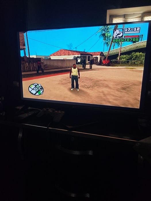 Ps2 playstation 2 sotiladi