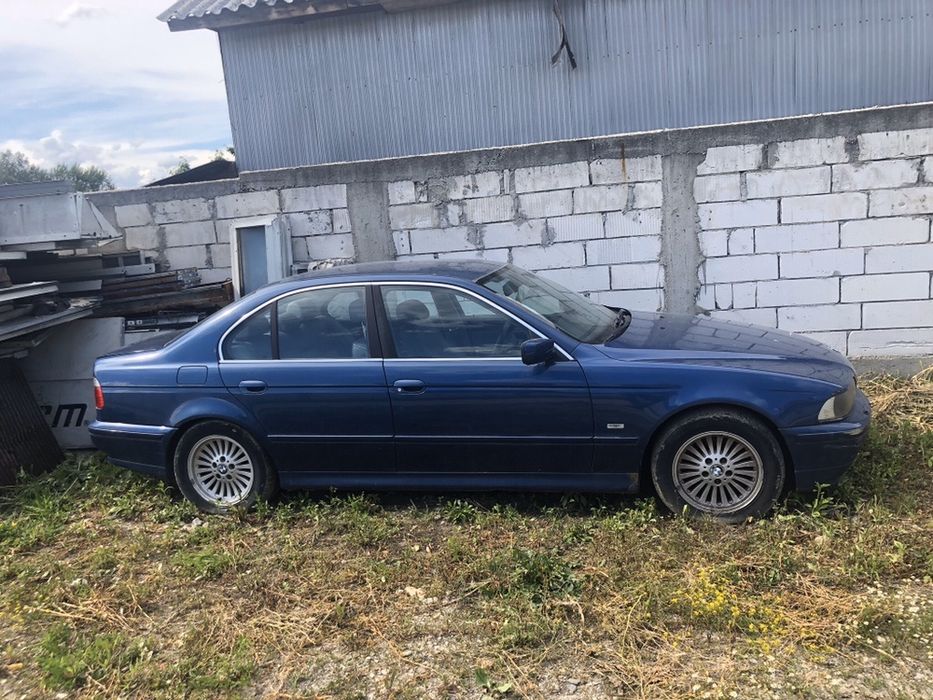 Dezmembrez bmw 530 diesel 2001 automatic