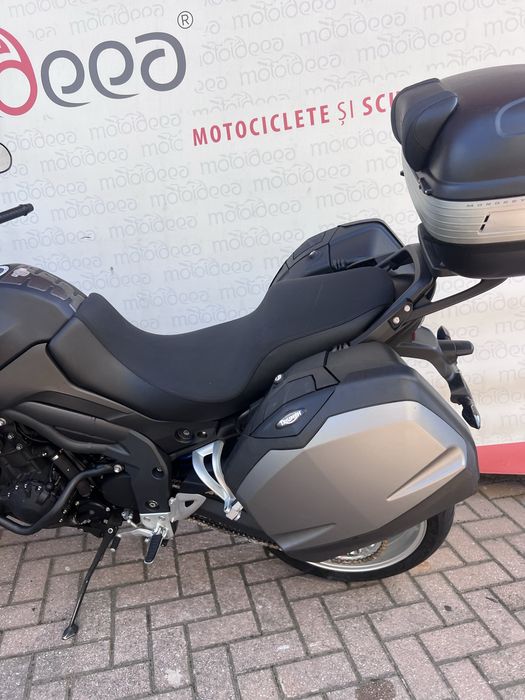 Motoideea vinde TRIUMPH TIGER 1050 ABS 2010 Rate Garantie