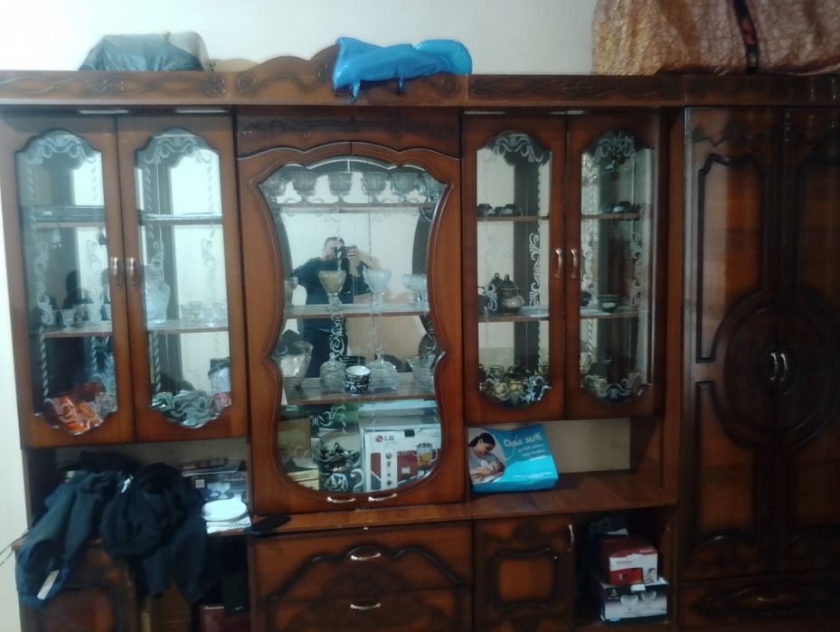 Assalomaykum hurmatli mijoz pul zarurligi uchun sotyapman