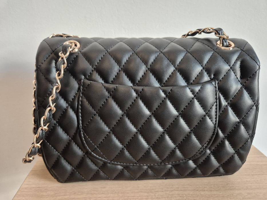 Черна чанта Chanel