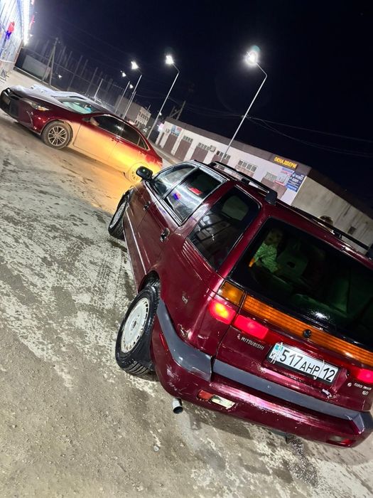 митсубиси спейсвагон срочно автомат